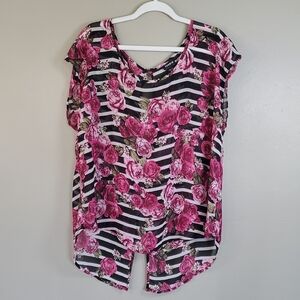TORRID Button Back Blouse With Stripes & Roses. Size 00